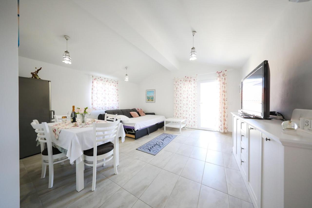 Holiday Home Ana Poljana  外观 照片