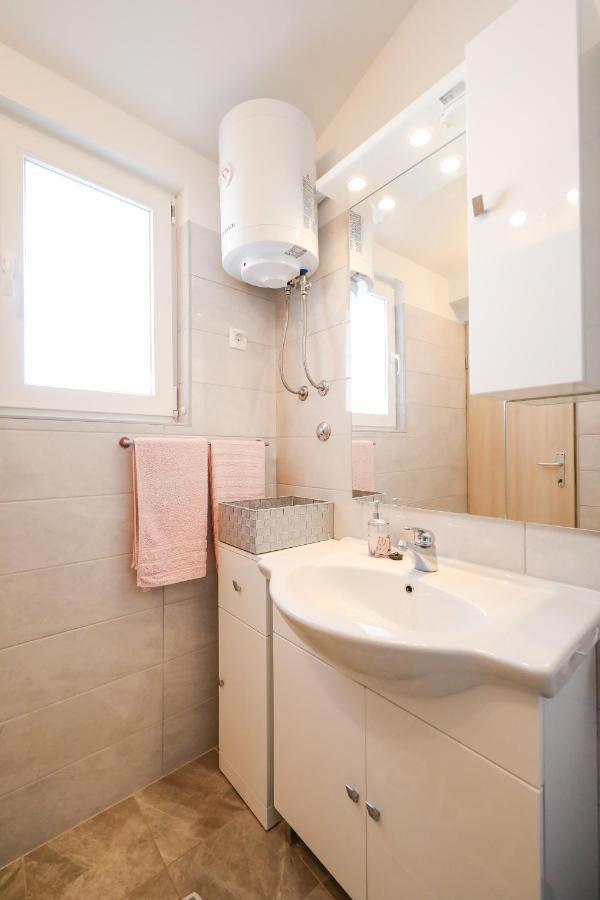 Holiday Home Ana Poljana  外观 照片